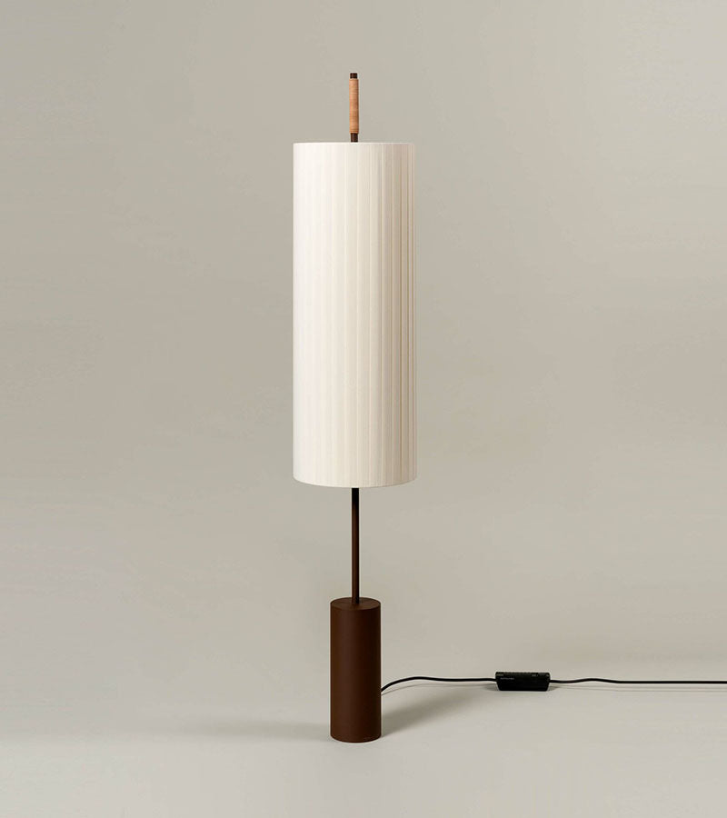 Dórica Floor Lamp