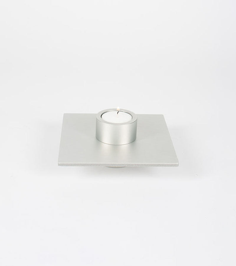 P-L 05 Tea Light Holder