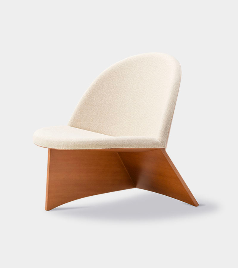 Chaconia Chair