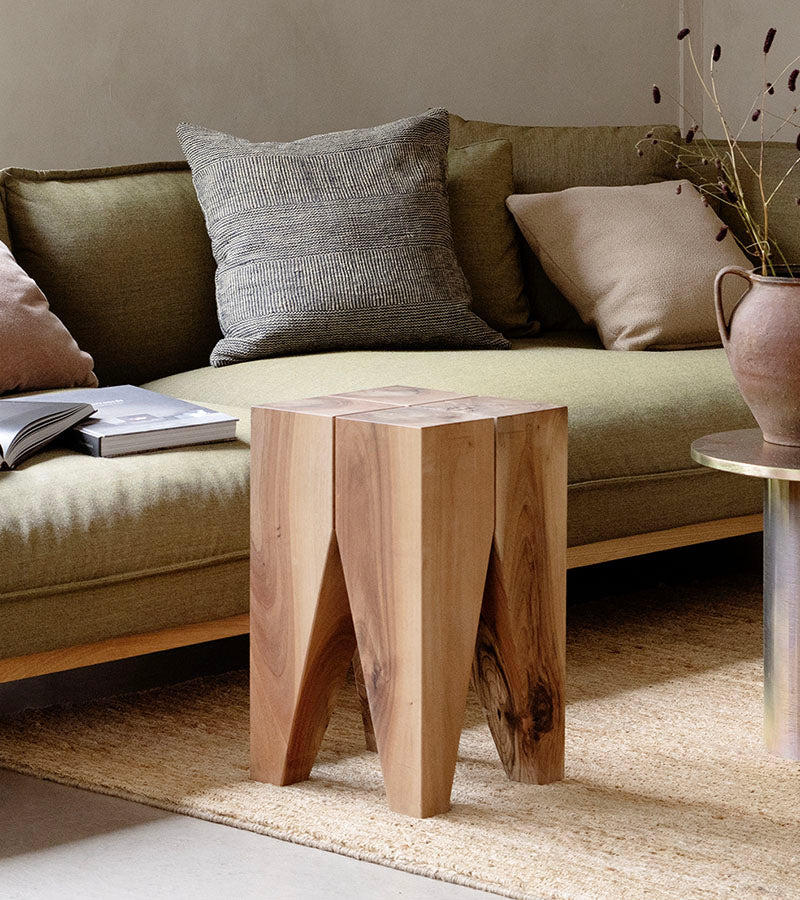 Backenzahn Side Table | Philipp Mainzer